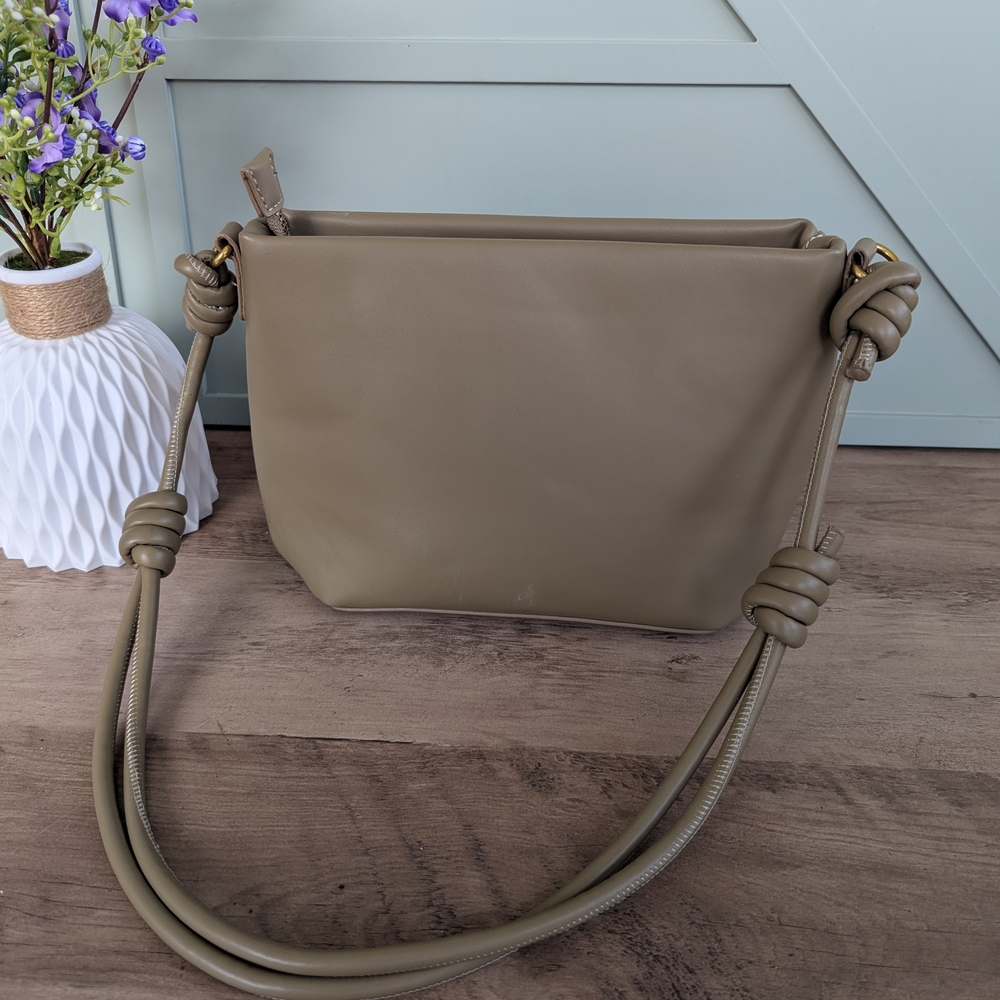 Antik Kraft Chic Beige Crossbody Bag - Picture 6 of 17